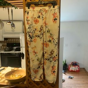 Loft Floral lightweight pants size Small